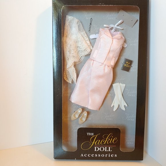 The Jackie Doll.. Visit to Rome & the Vatican ensemble  [Pink Shantung] - Picture 1 of 2